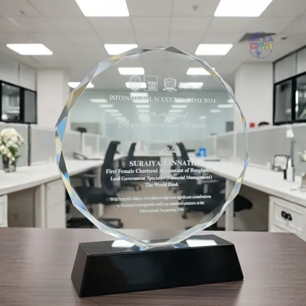 Premium Customized Crystal Glass Award Crest